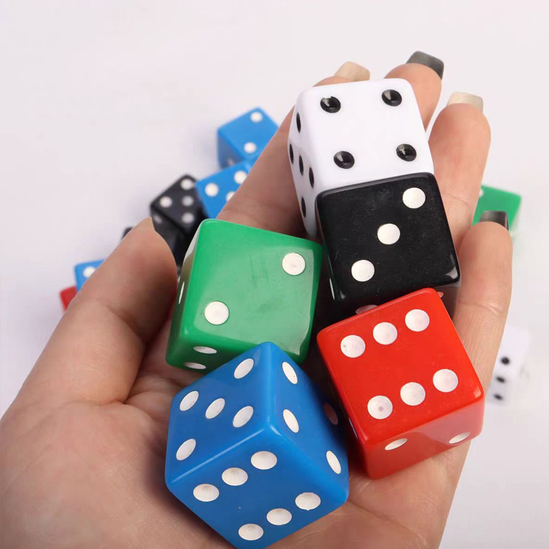 Party Games No Supplies - D6 Cubi di dadi quadrati 25MM
